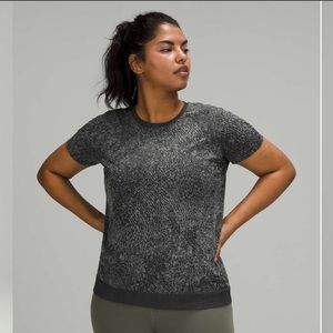 Lululemon Swiftly Breathe Short Sleeve